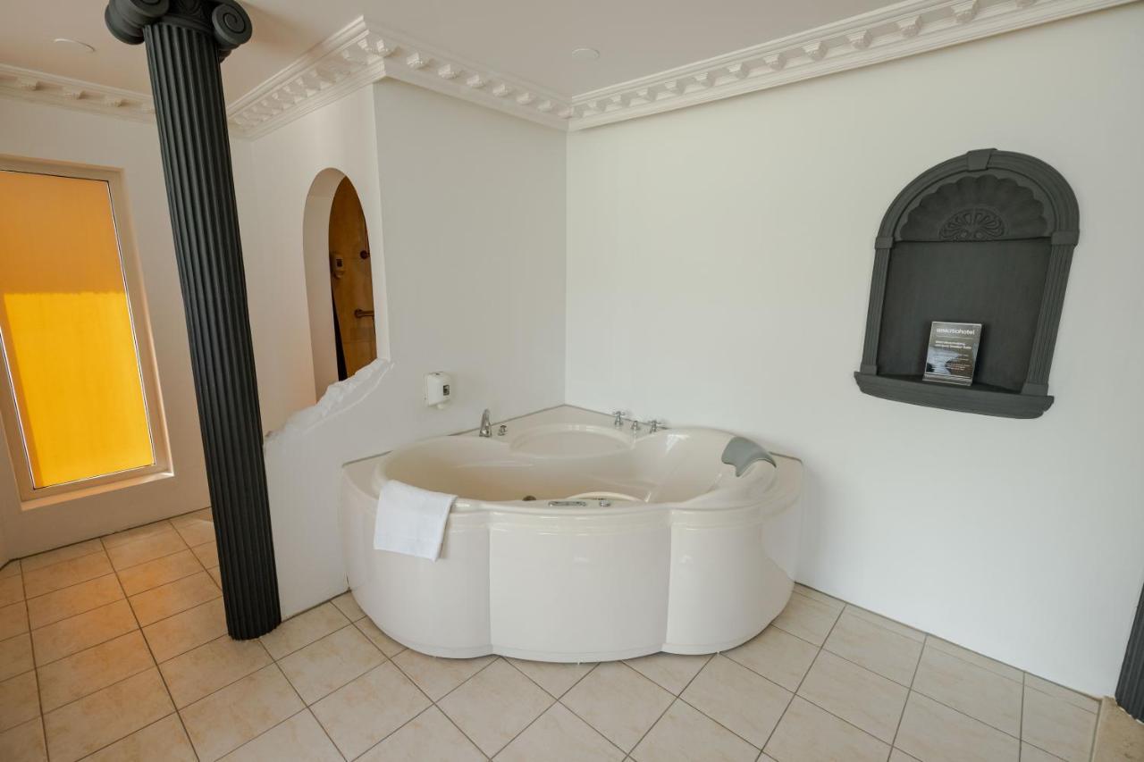 Amicitia Hotel Снек Екстер'єр фото