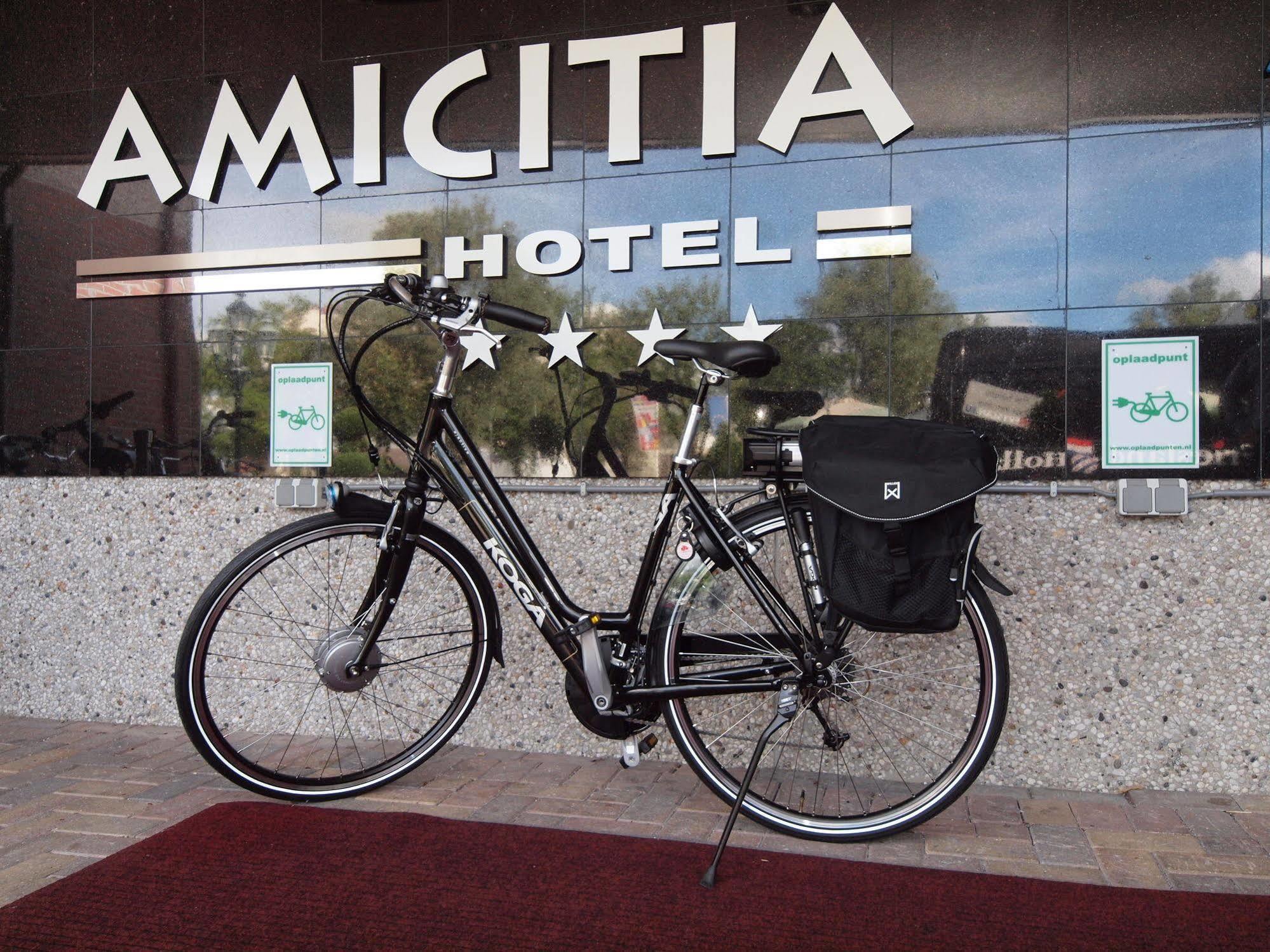 Amicitia Hotel Снек Екстер'єр фото